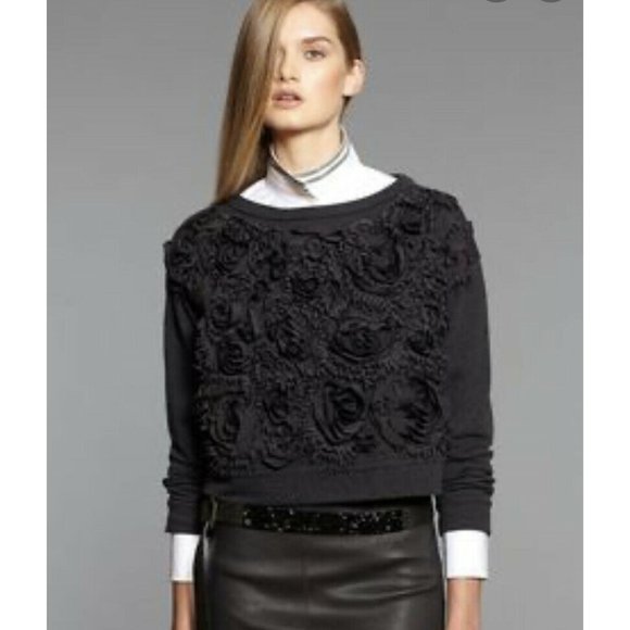 Brunello Cucinelli Tops - BRUNELLO CUCINELLI Floral Applique Cropped Sweatsh
